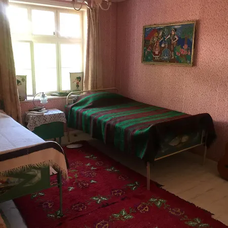 Gasthof The Pink House *