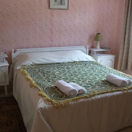 ゲストハウス The Pink House